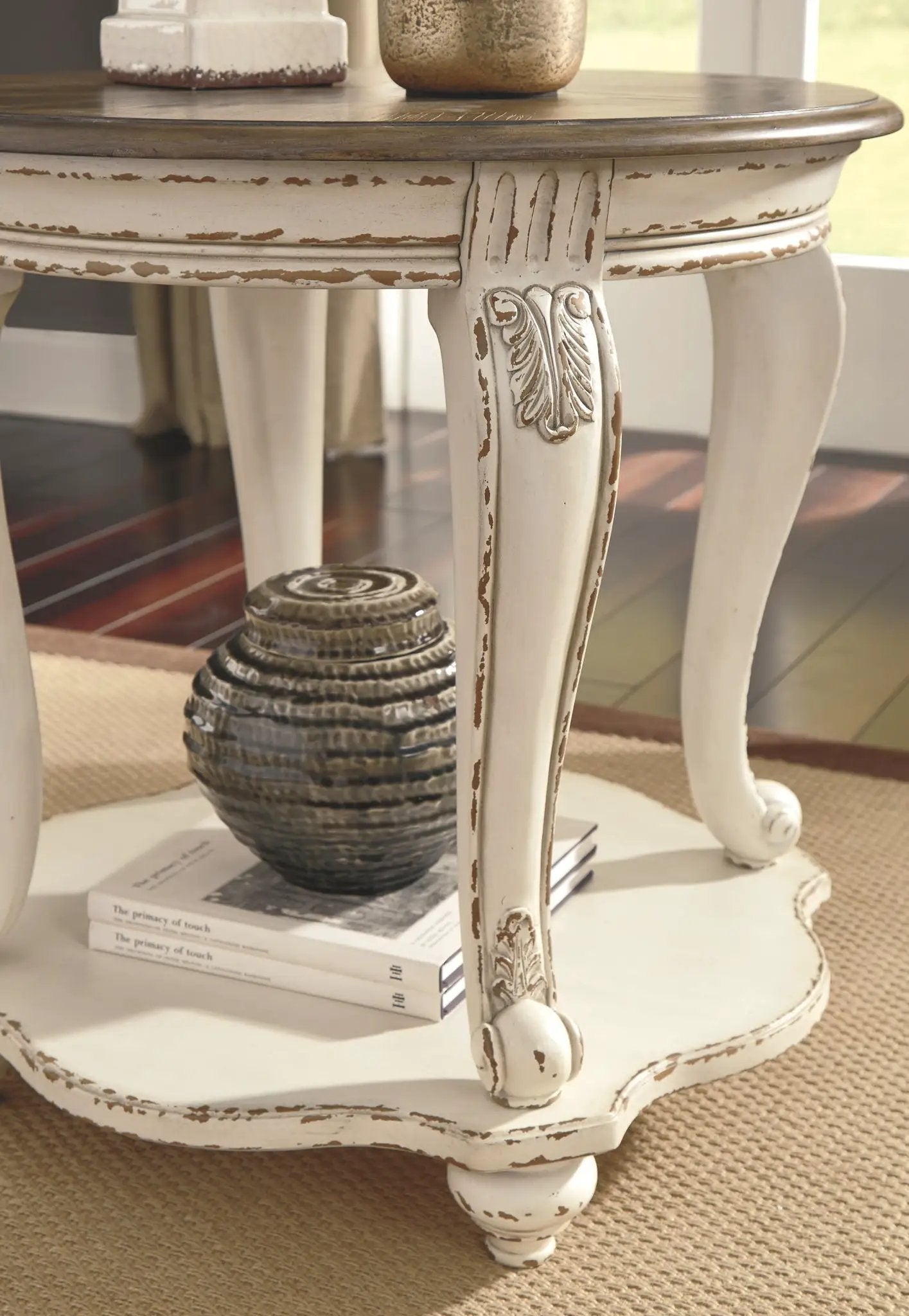 Realyn - Round End Table - White / Brown by Unique Piece Furniture
