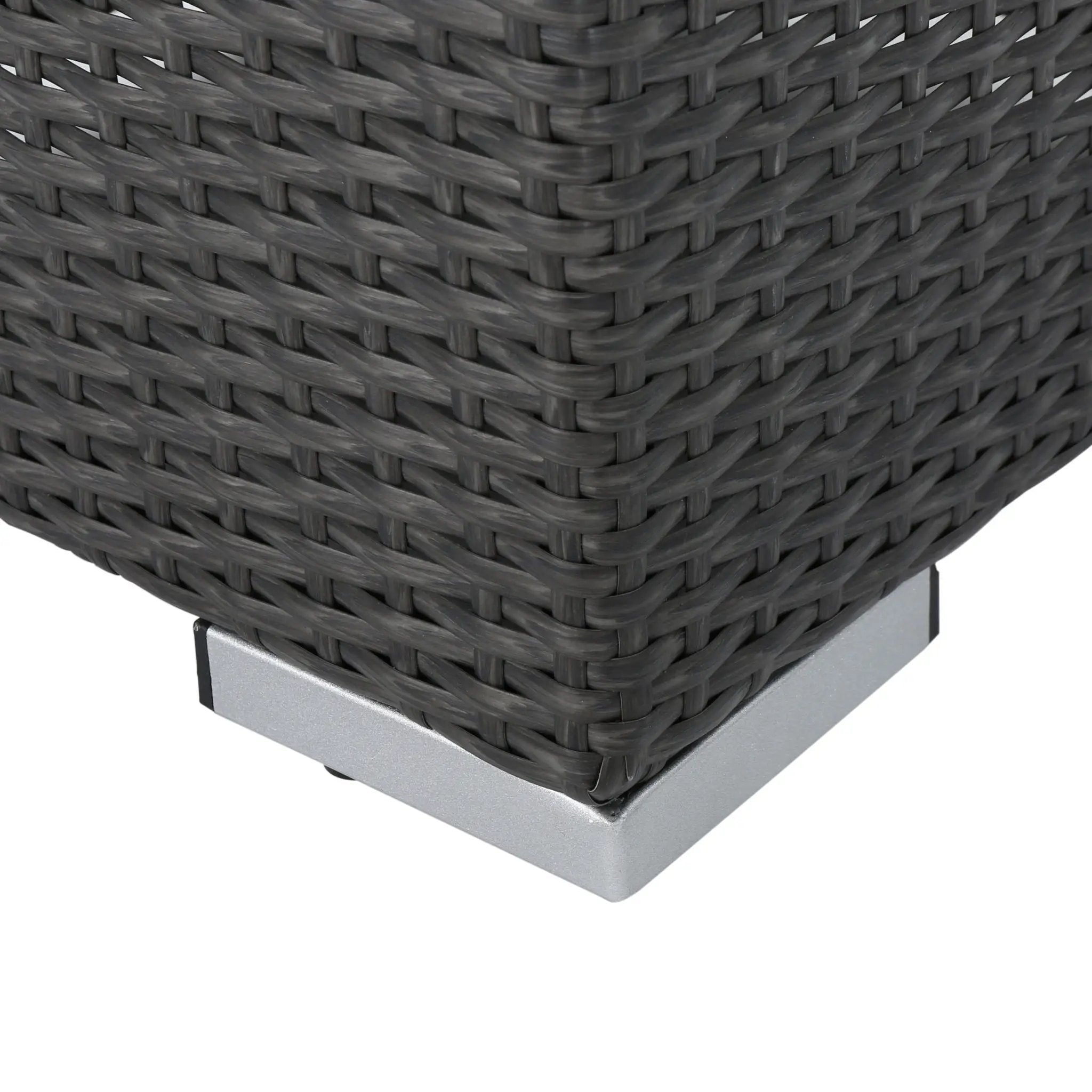 Santa Rosa Outdoor Lounge Ottoman by HouseOfZazla