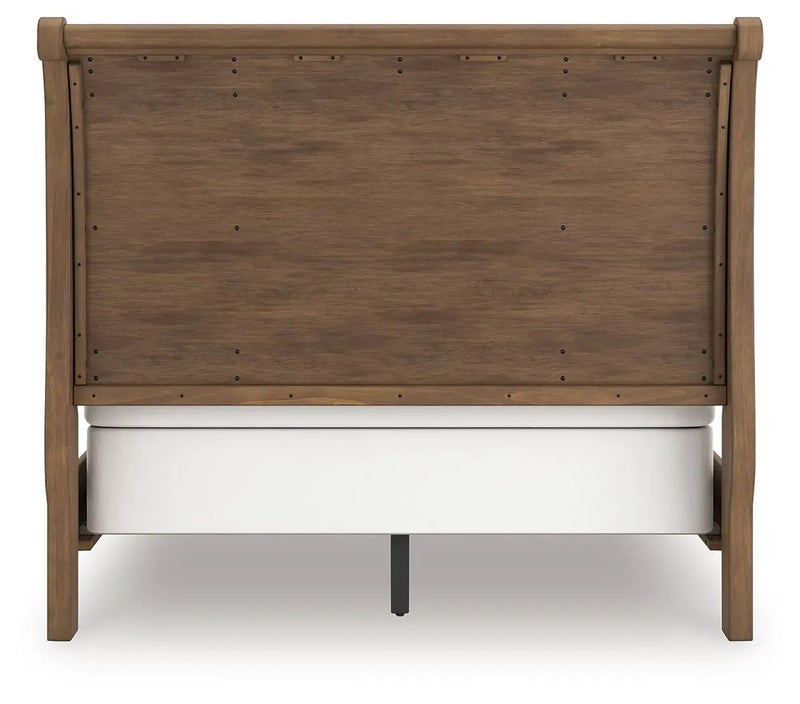 Feddinger - Sleigh Bed by Unique Piece Furniture