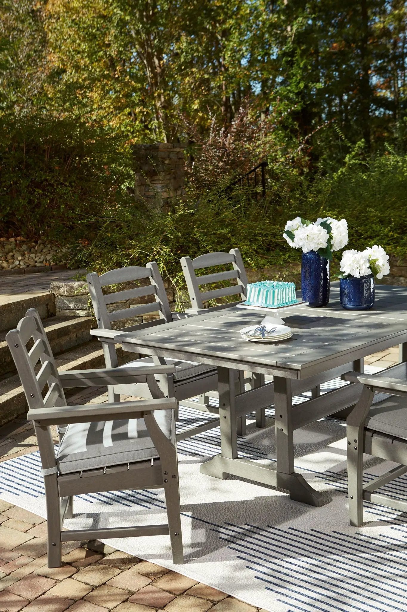 Visola - 7 Pc. - Dining Set with 6 Chairs - Gray by Unique Piece Furniture