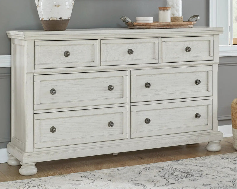 Robbinsdale - Dresser by Unique Piece Furniture