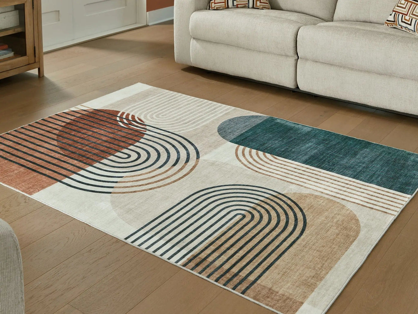 Farrendale - Washable Rug by Unique Piece Furniture
