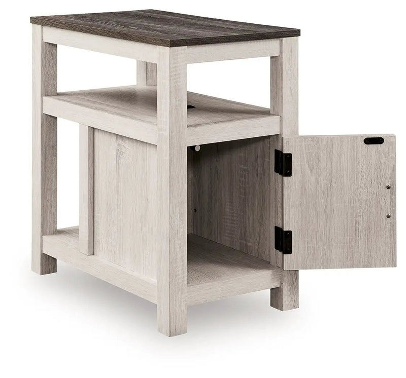 Fendenmore - Chair Side End Table by Unique Piece Furniture