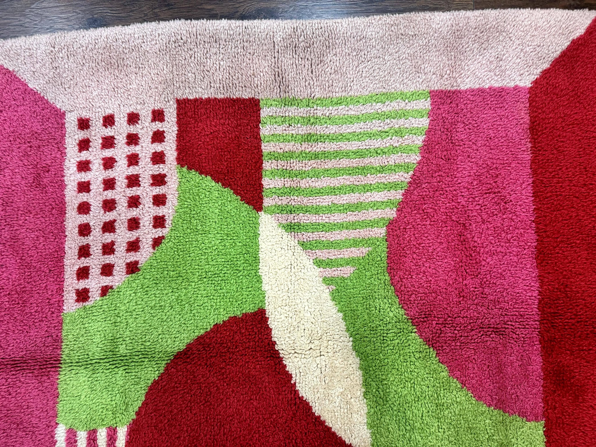 European Shag Rug 4.8 x 4.8, Modern Abstract Design, Green Pink Red, Square Shag Rug, Unique by Jewel Rugs