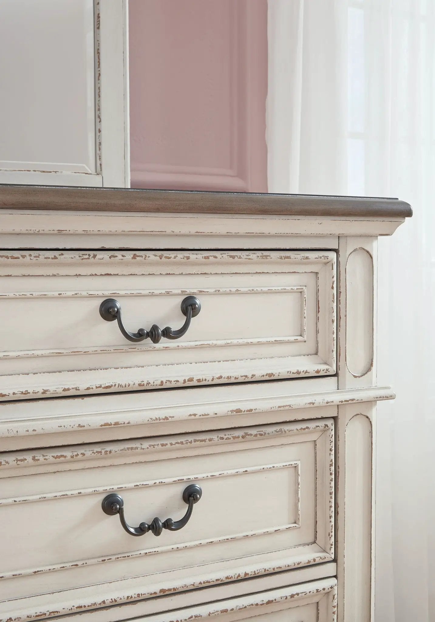 Realyn - Dresser by Unique Piece Furniture