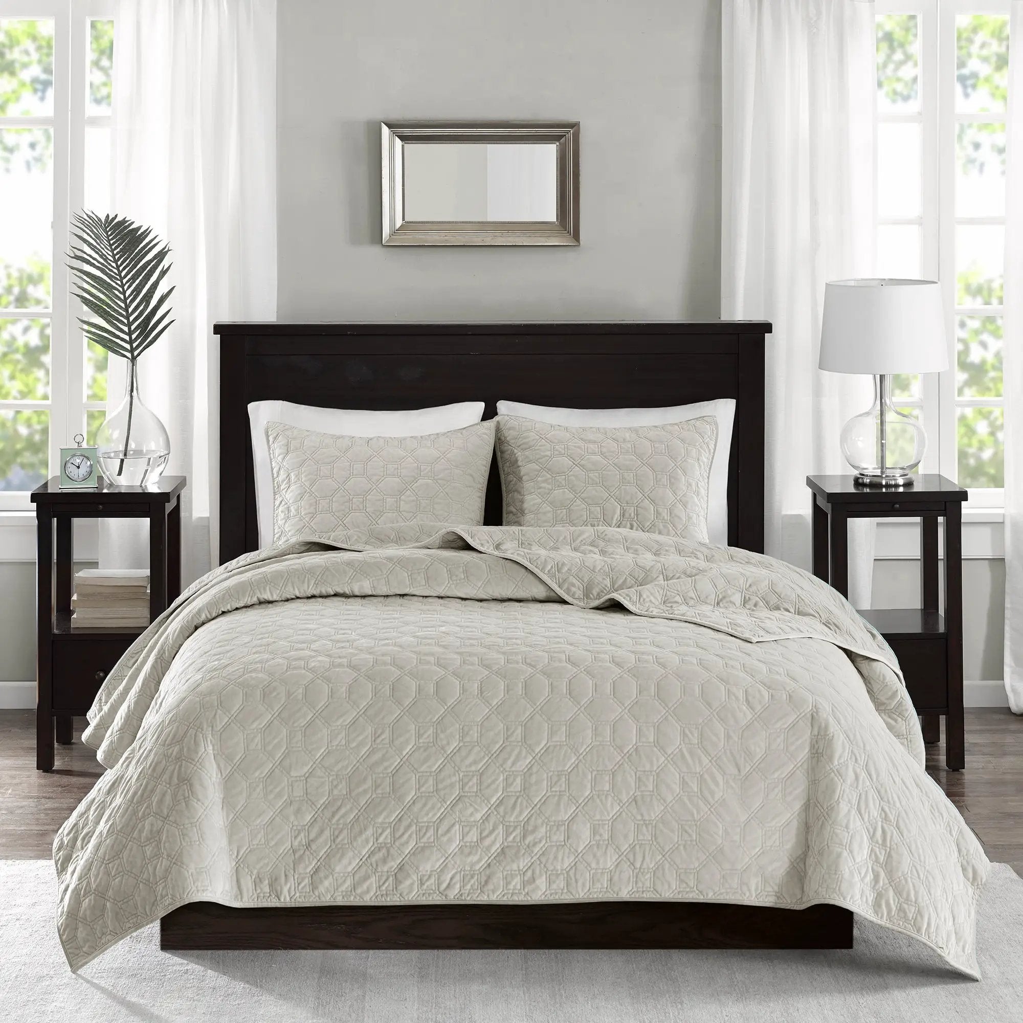 3 Piece Velvet Quilt Set Ivory King/Cal King by HouseOfZazla