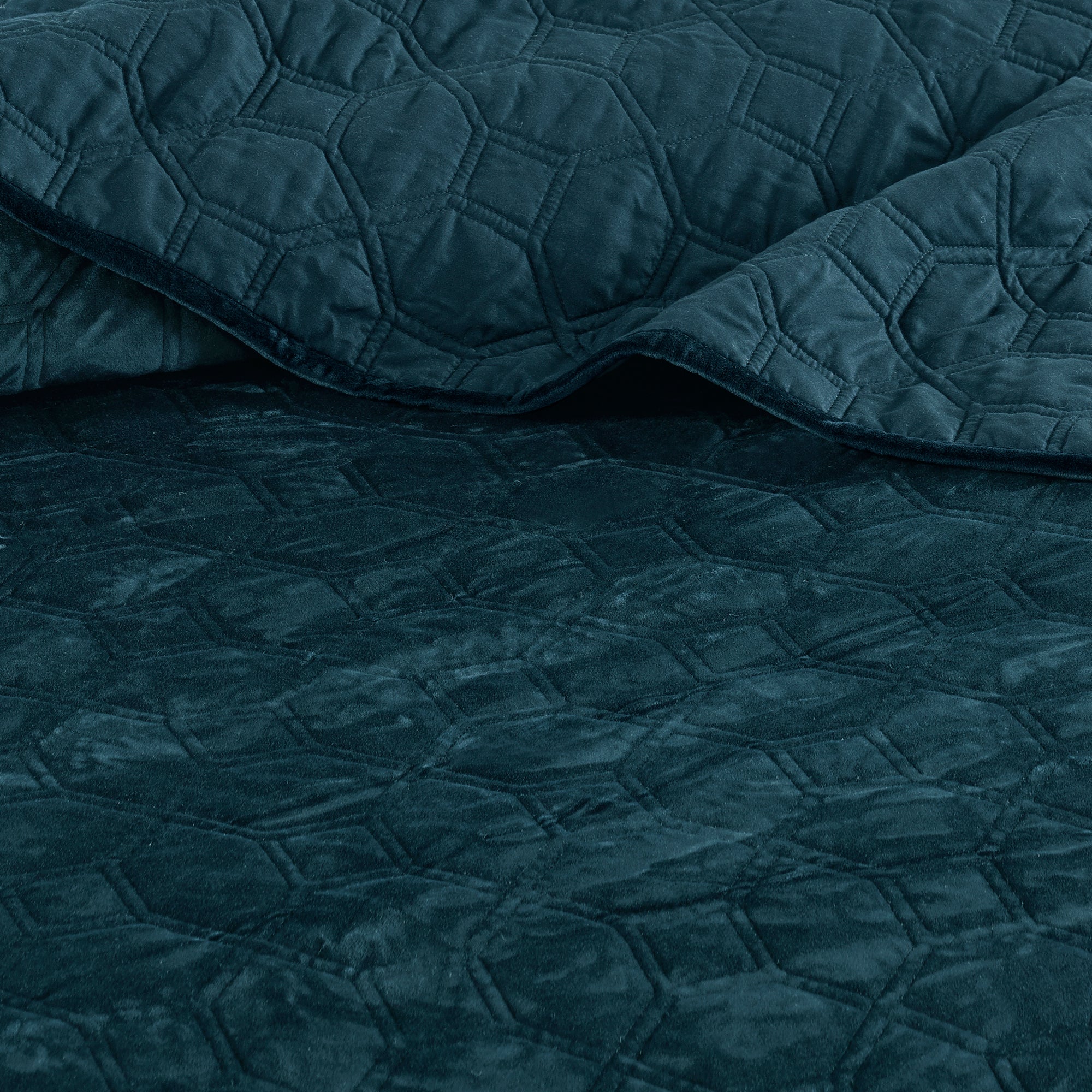 3 Piece Velvet Quilt Set Teal Full/Queen by HouseOfZazla