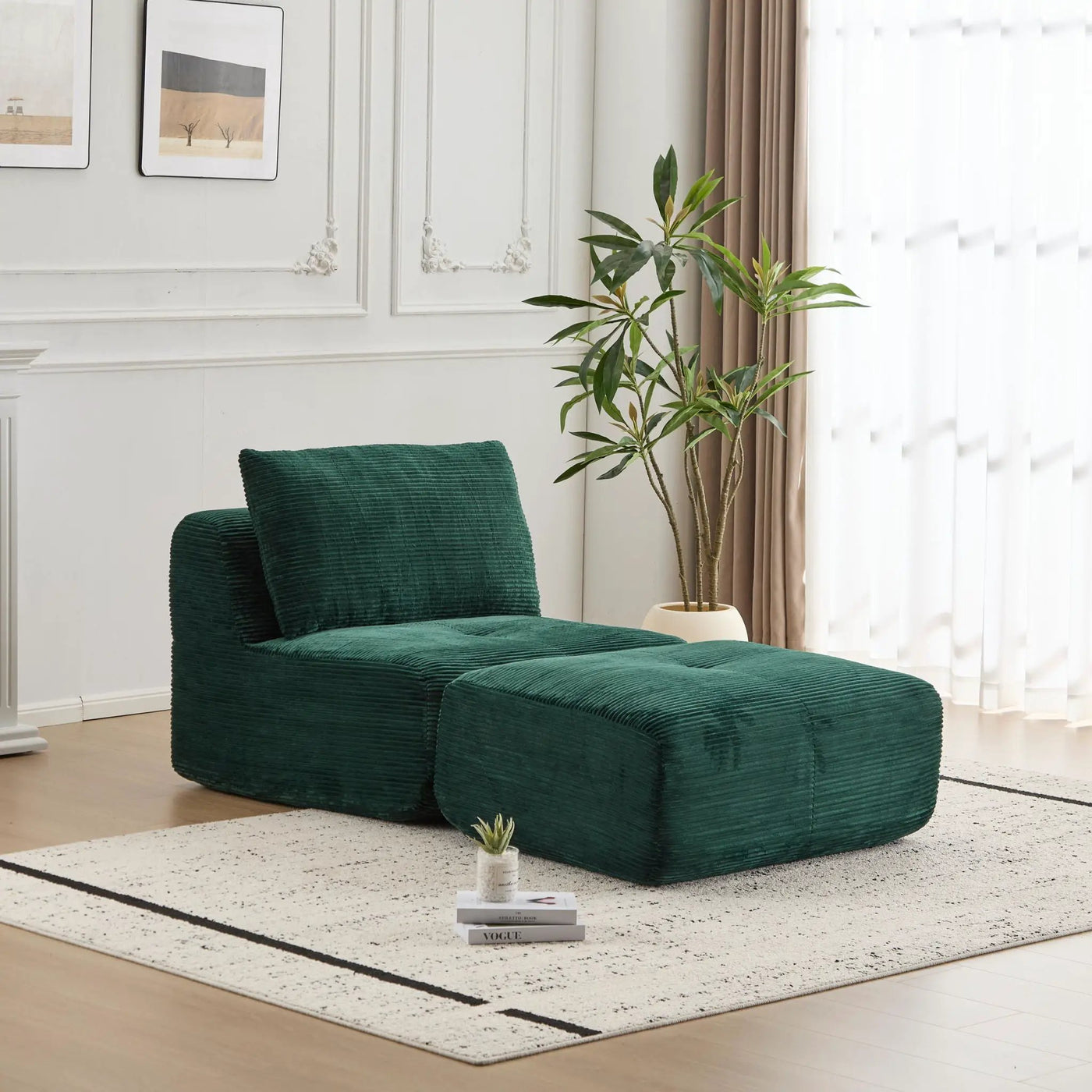 Single Chaise Longue With Movable Ottoman For Living Room by HouseOfZazla