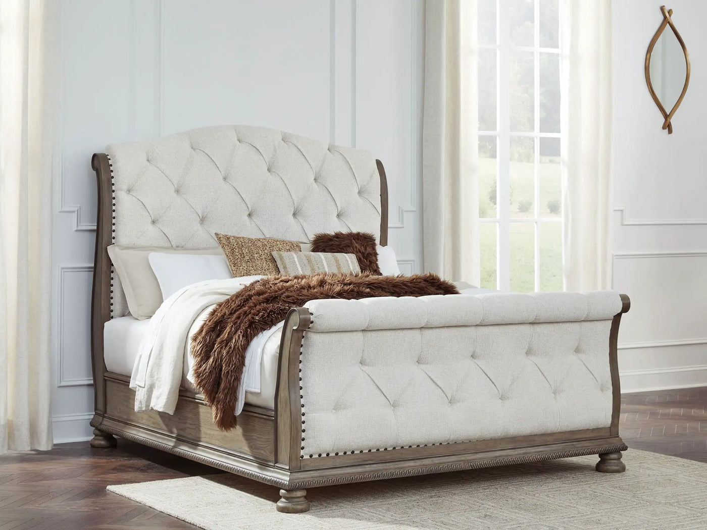 Ardenfield - Upholstered Sleigh Bed by Unique Piece Furniture