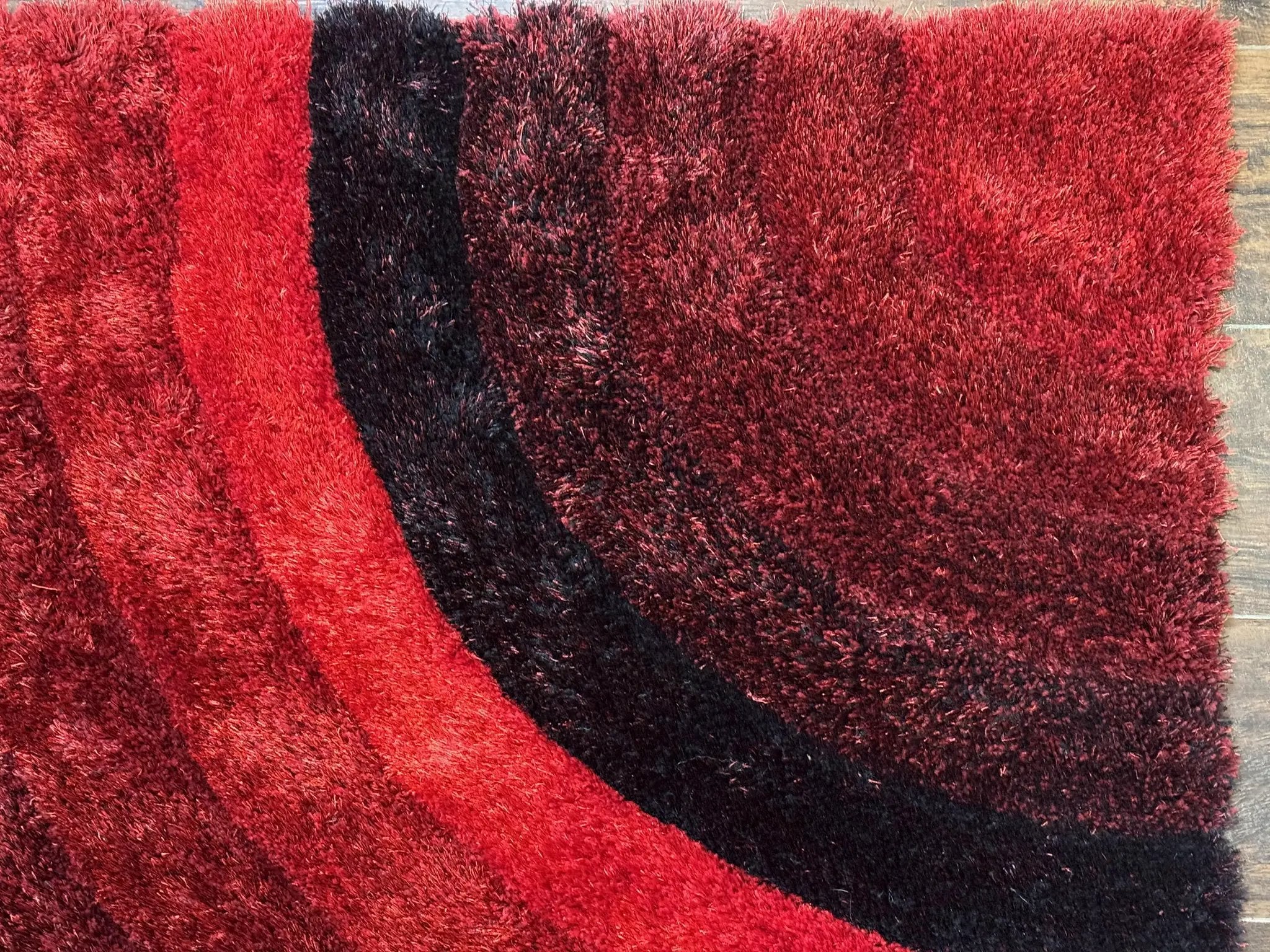 Red and Black Shag Rug 5x7, Pair A by Jewel Rugs