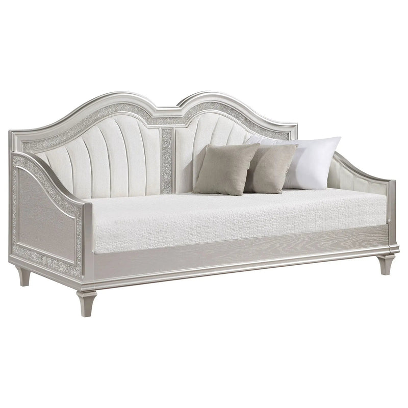 Aurelia - Twin Daybed With Trim Upholstery - Oak by HouseOfZazla