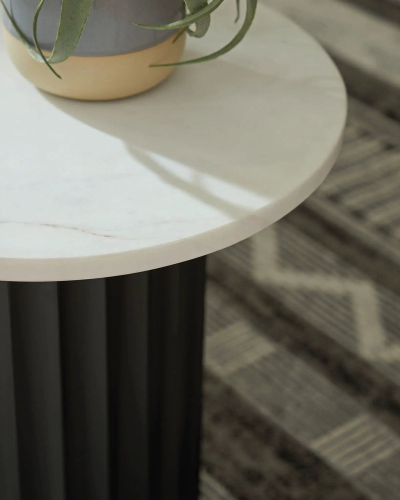 Wainstone - Accent Table - Black / White by Unique Piece Furniture