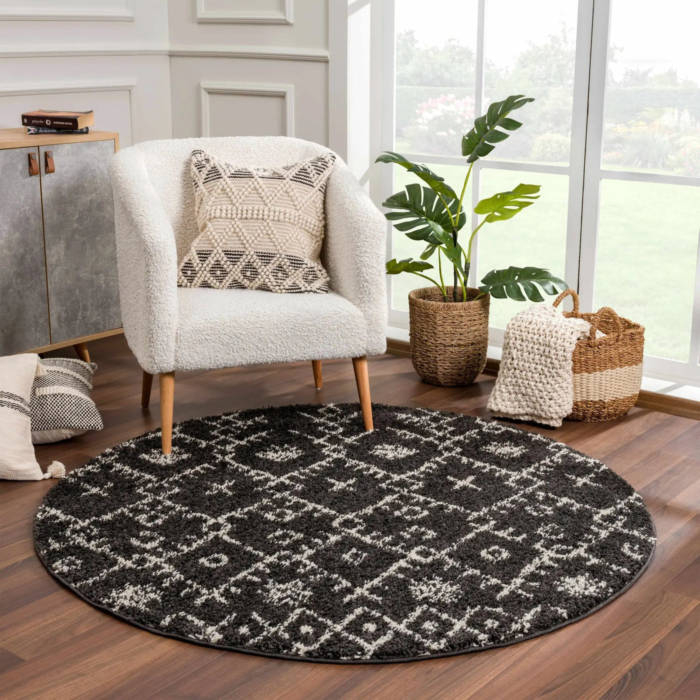 Thetford Black Berber Shag Rug - Clearance by Boutique Rugs