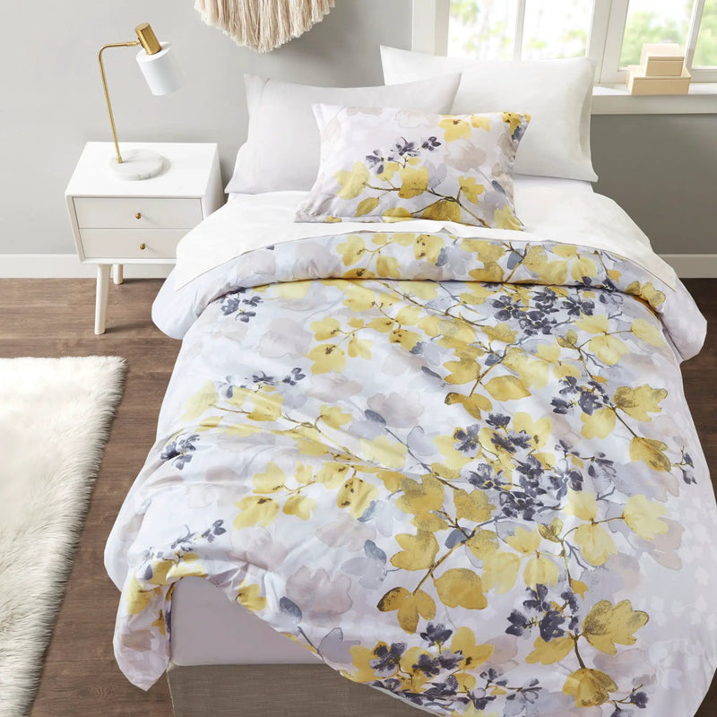 Comforter Set with Bed Sheets by HouseOfZazla