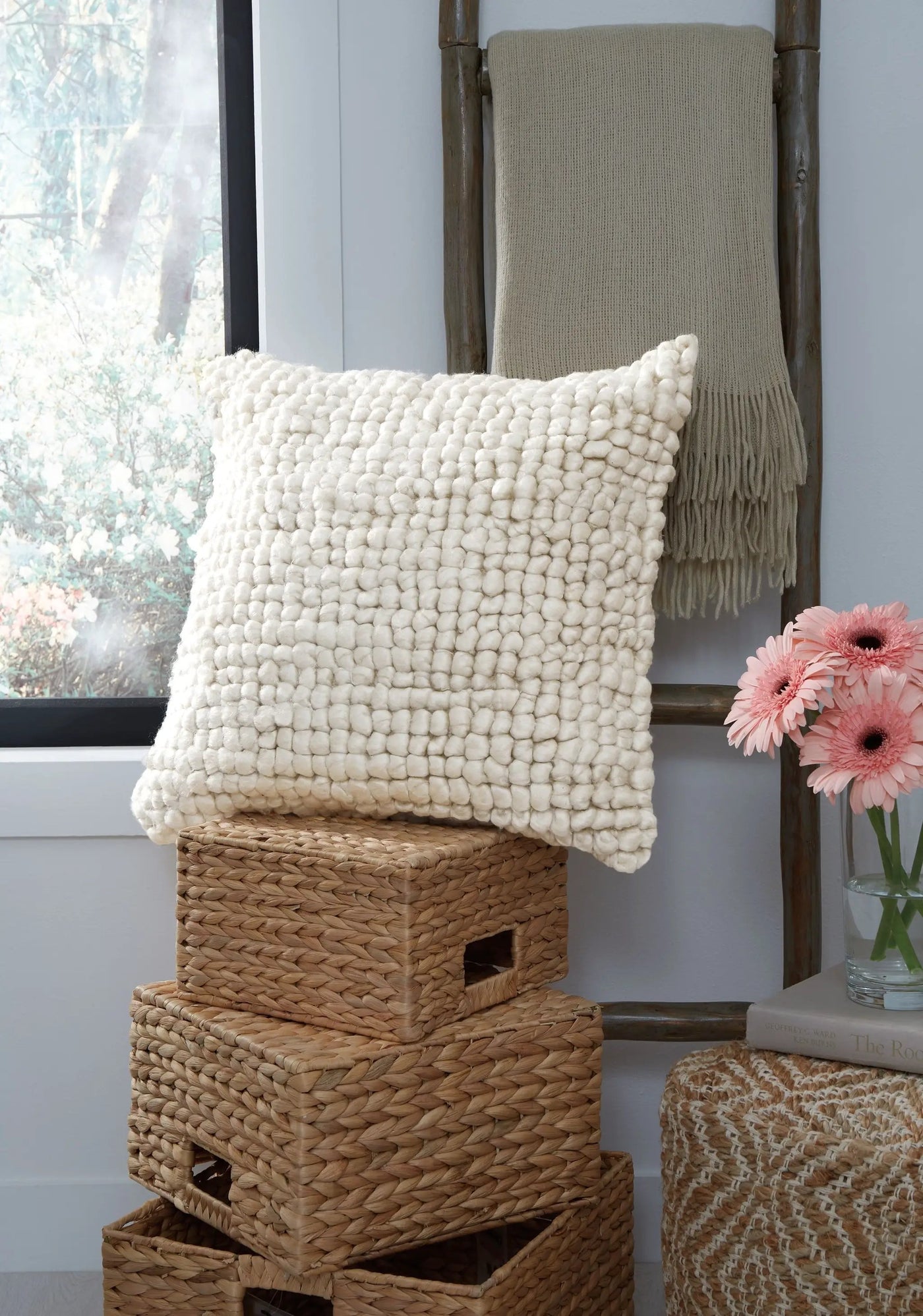 Aavie - Pillow by Unique Piece Furniture