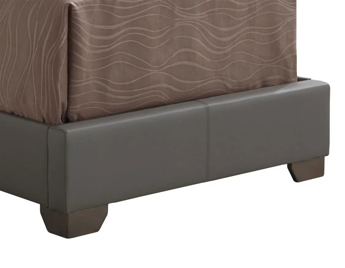Elegant Platform Bed For Relaxed Spaces by HouseOfZazla