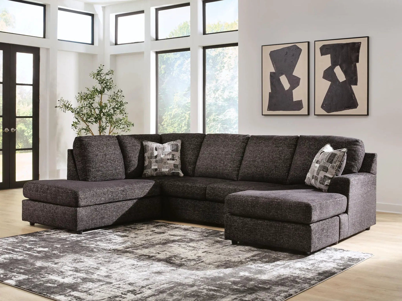 Lentiz - Sectional by Unique Piece Furniture