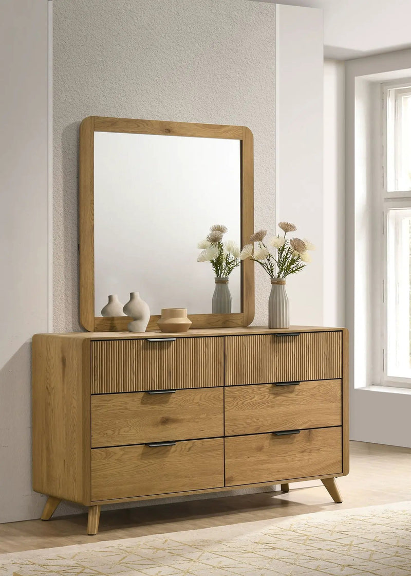 Bennett 6-drawer Bedroom Dresser and Mirror Set Light Oak by Unique Piece Furniture