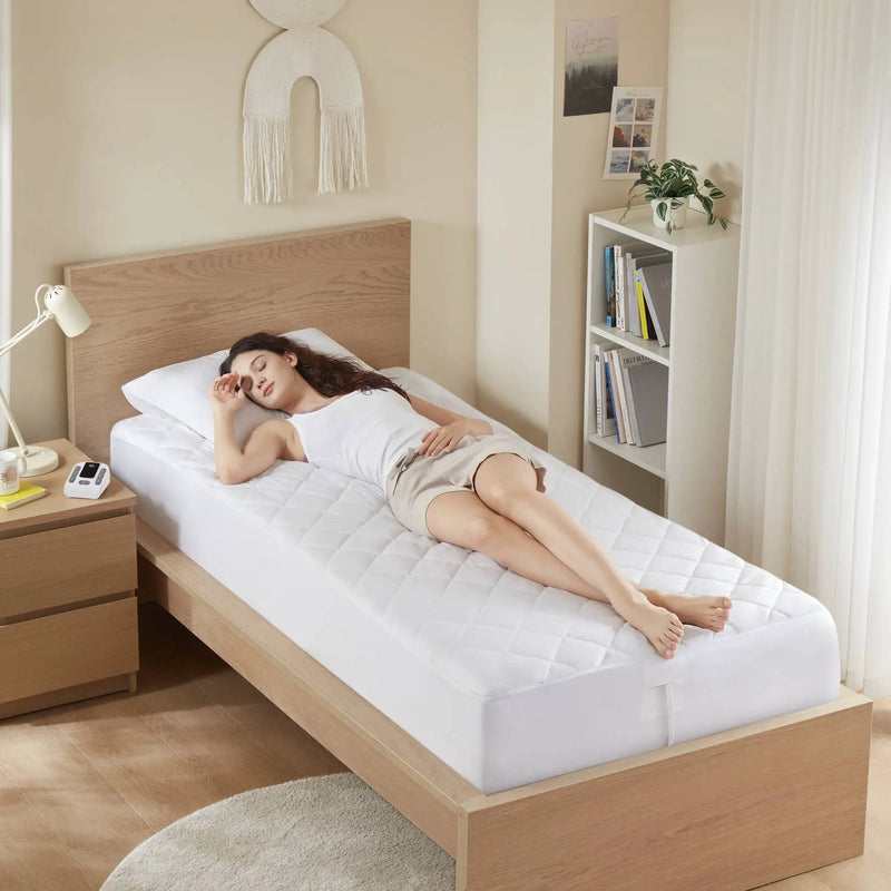 1-Piece Full Heated Mattress Pad by HouseOfZazla