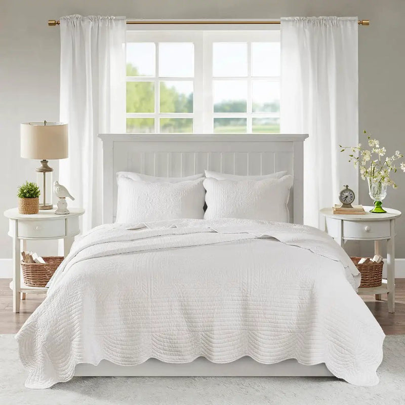 3 Piece Reversible Scalloped Edge Quilt Set White Full/Queen by HouseOfZazla