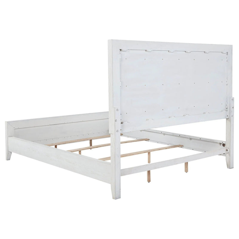 Marielle 4-piece Cal King Bedroom Set Distressed White by Unique Piece Furniture