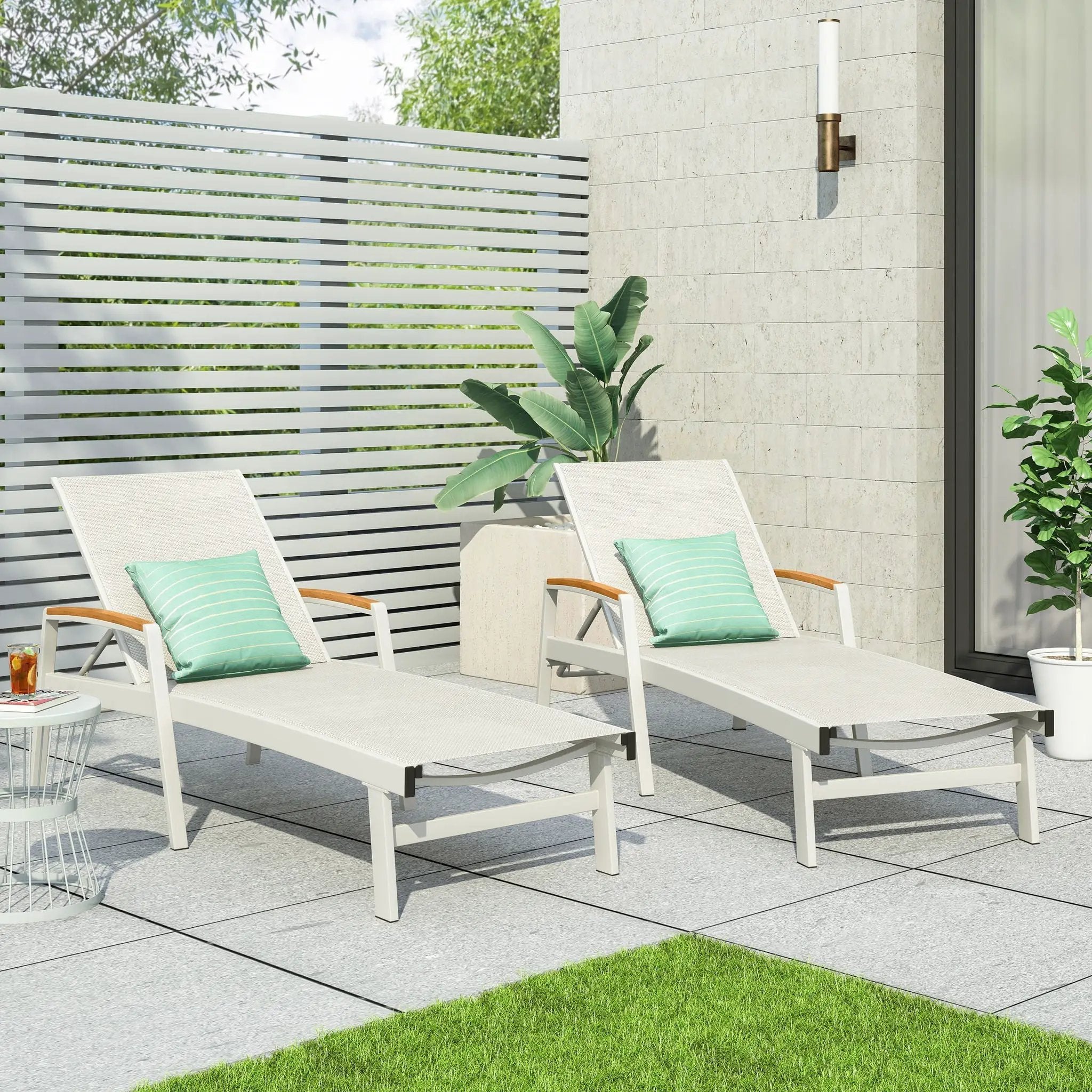 Oaxton Chaise Lounge by HouseOfZazla