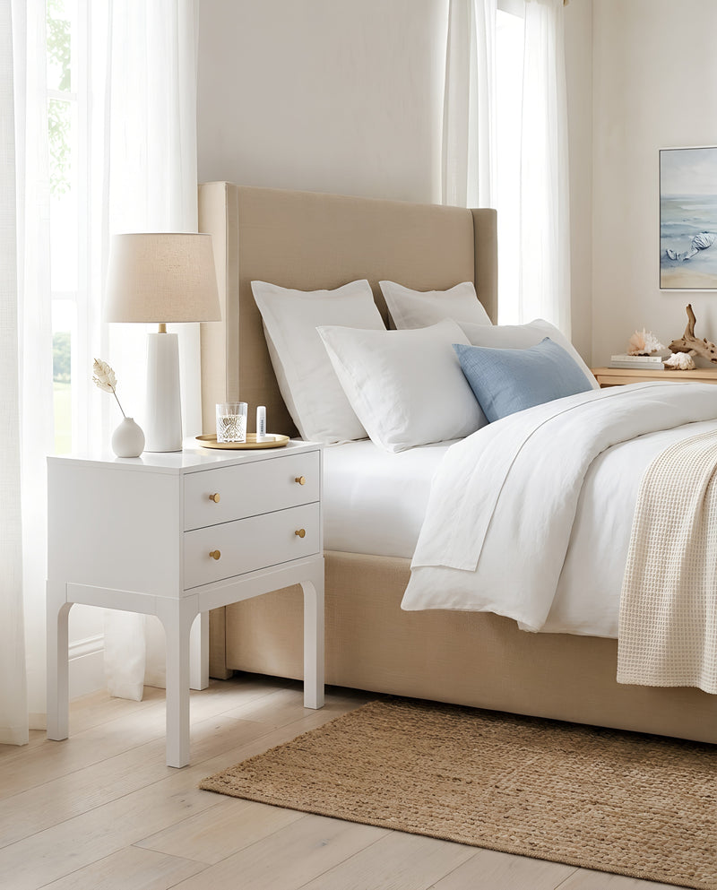 Alonso 2-Drawer Modern Nightstand by HouseOfZazla