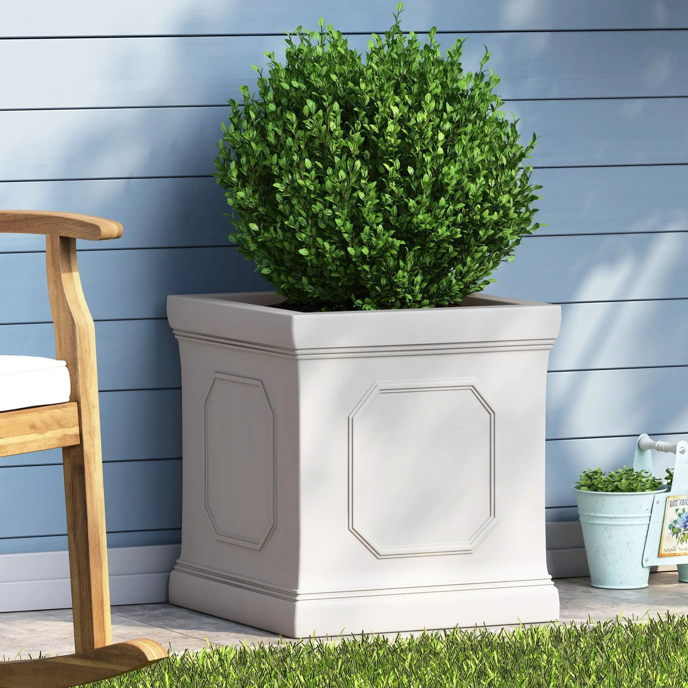 Durable Planter by HouseOfZazla