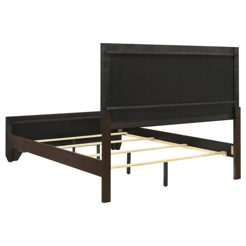 Kauffman 5-piece Queen Bedroom Set Dark Cocoa by Unique Piece Furniture