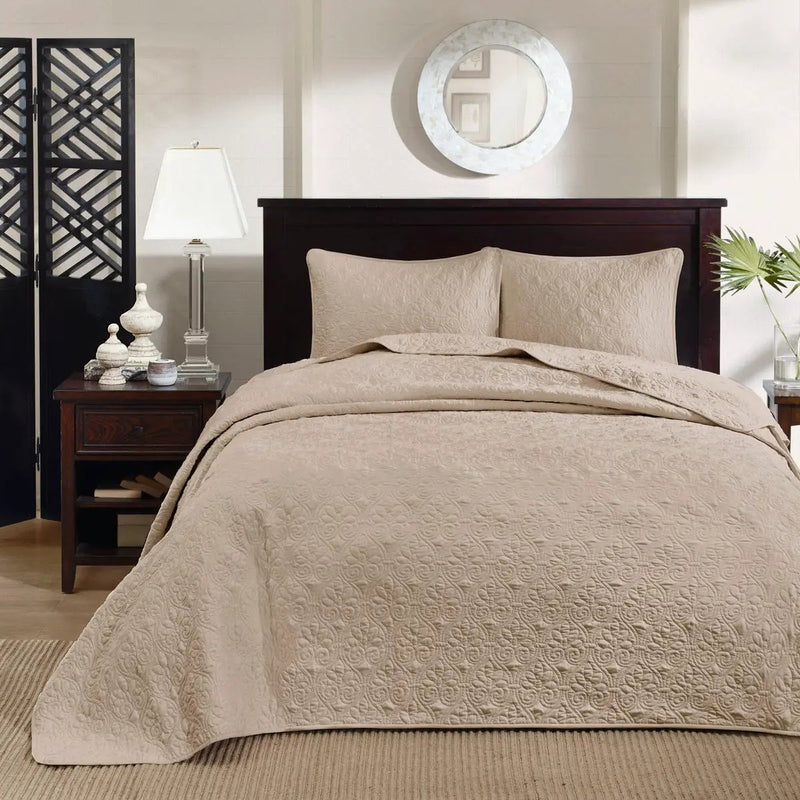 Reversible Quilt Set Khaki King/Cal King by HouseOfZazla
