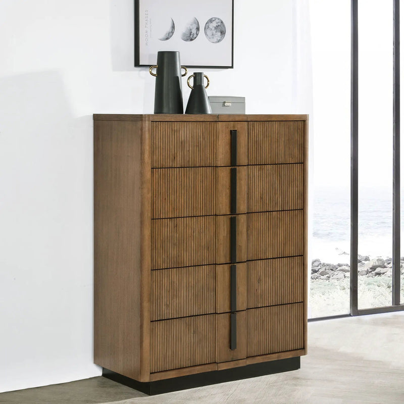 Moraga - 5 Drawer Chest Of Drawers - Ash Brown by HouseOfZazla