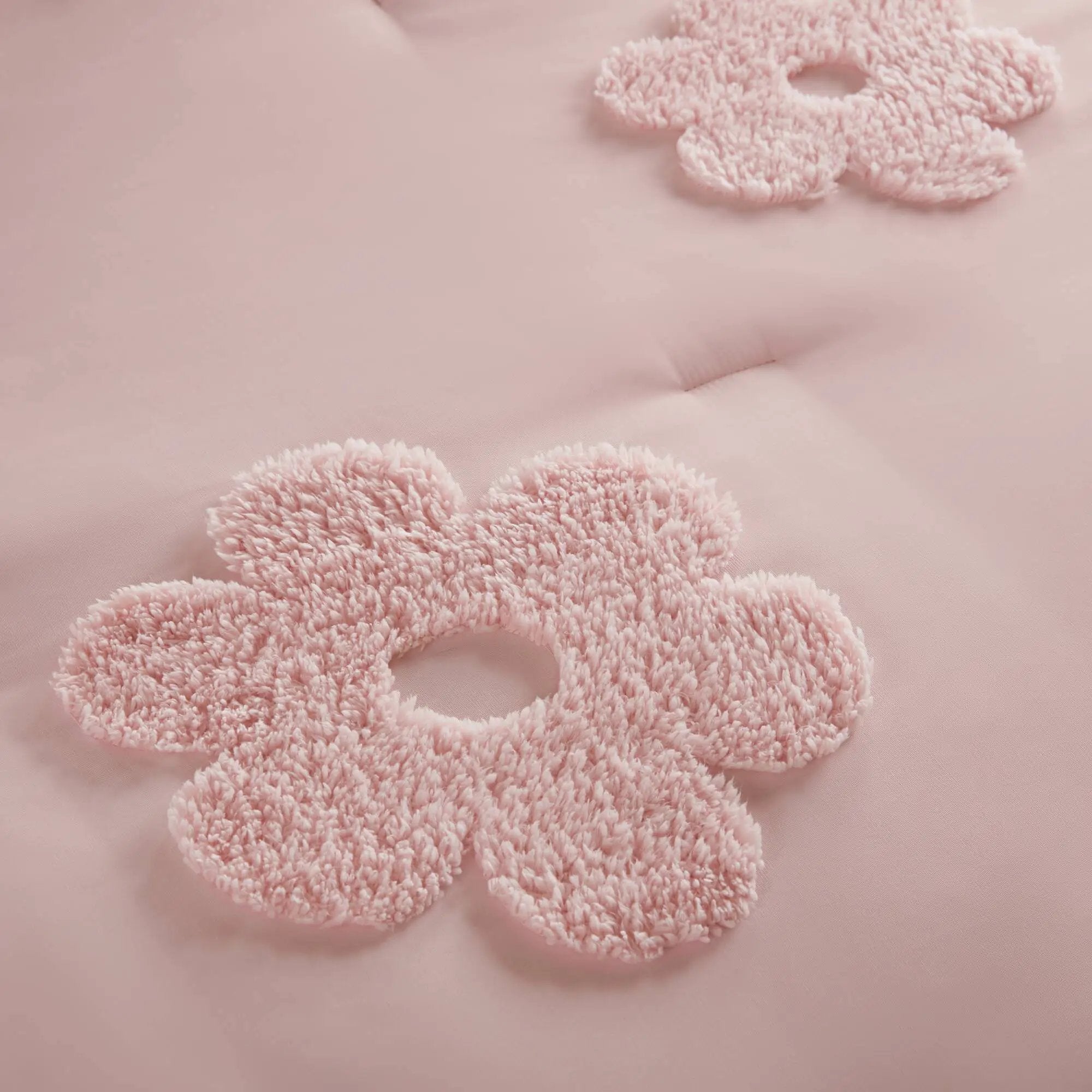 3-Piece Twin Floral Reversible Tufted Chenille Comforter Set by HouseOfZazla