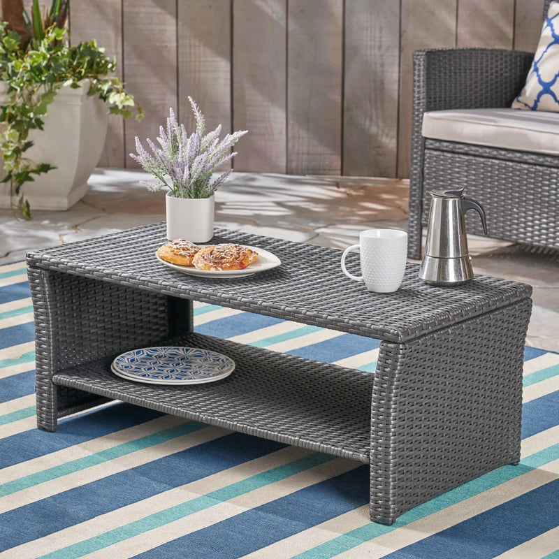 St Lucia Table by HouseOfZazla