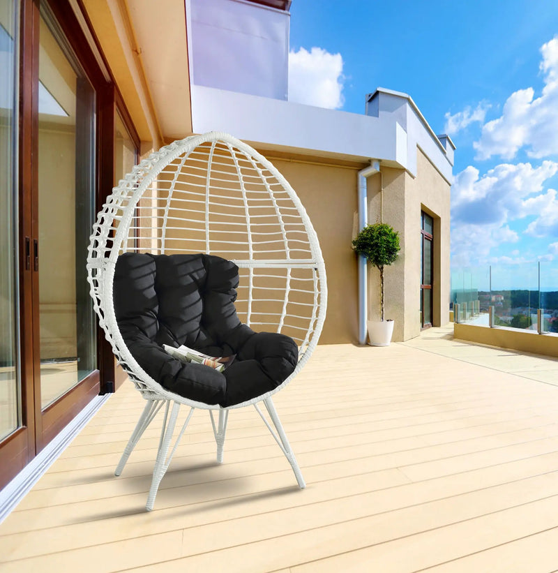 Galzed Patio Seating by HouseOfZazla