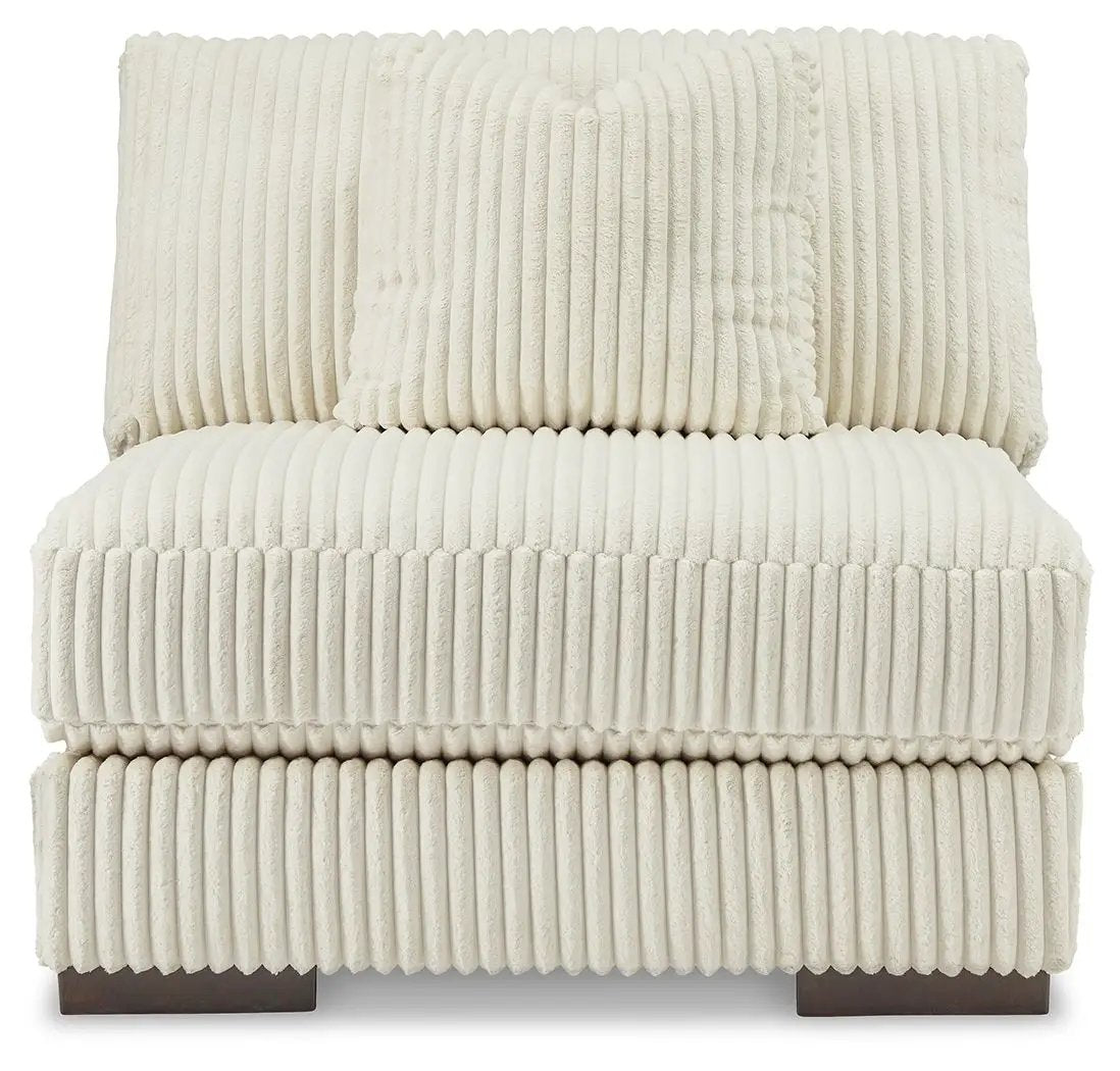 Lindyn - Sectional by Unique Piece Furniture