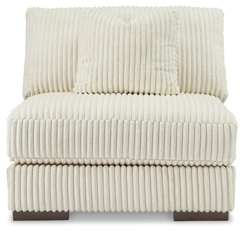 Lindyn - Sectional by Unique Piece Furniture