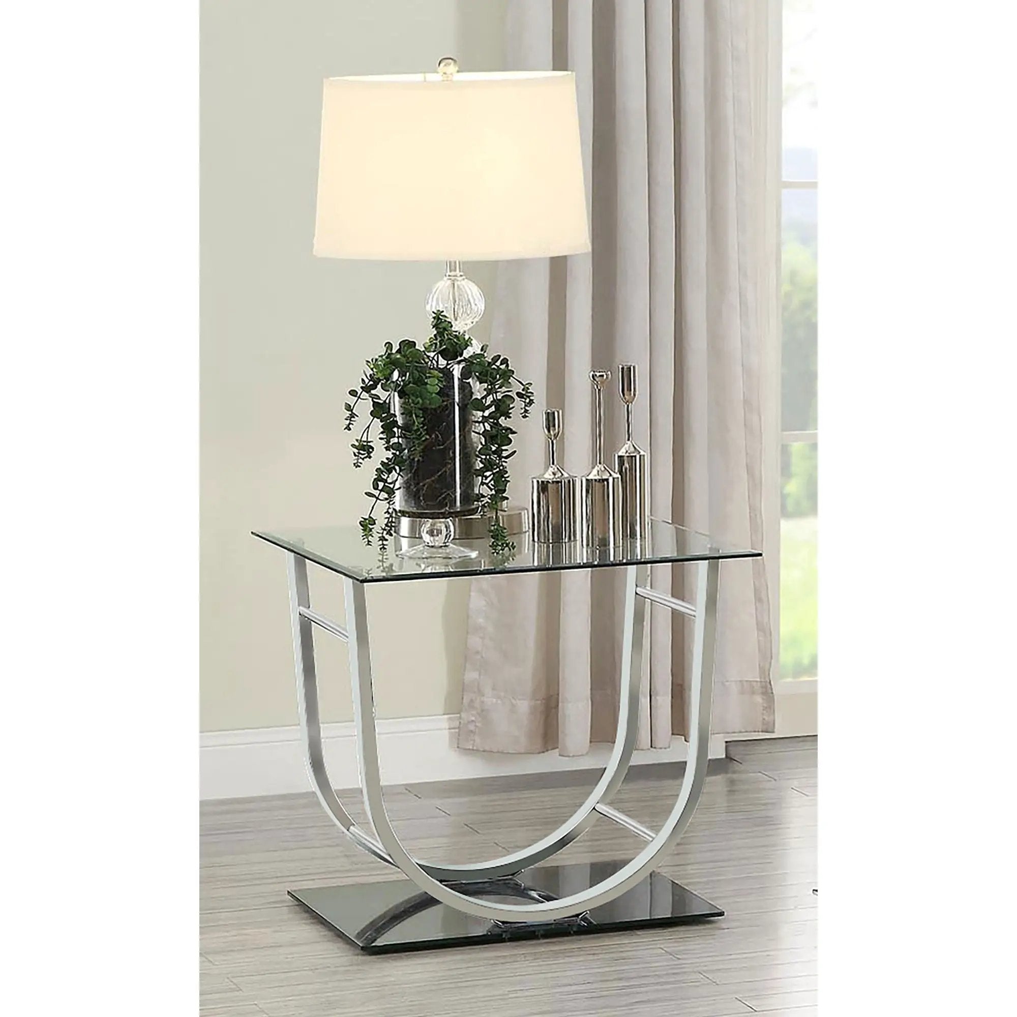 Amelia - U Shaped Table