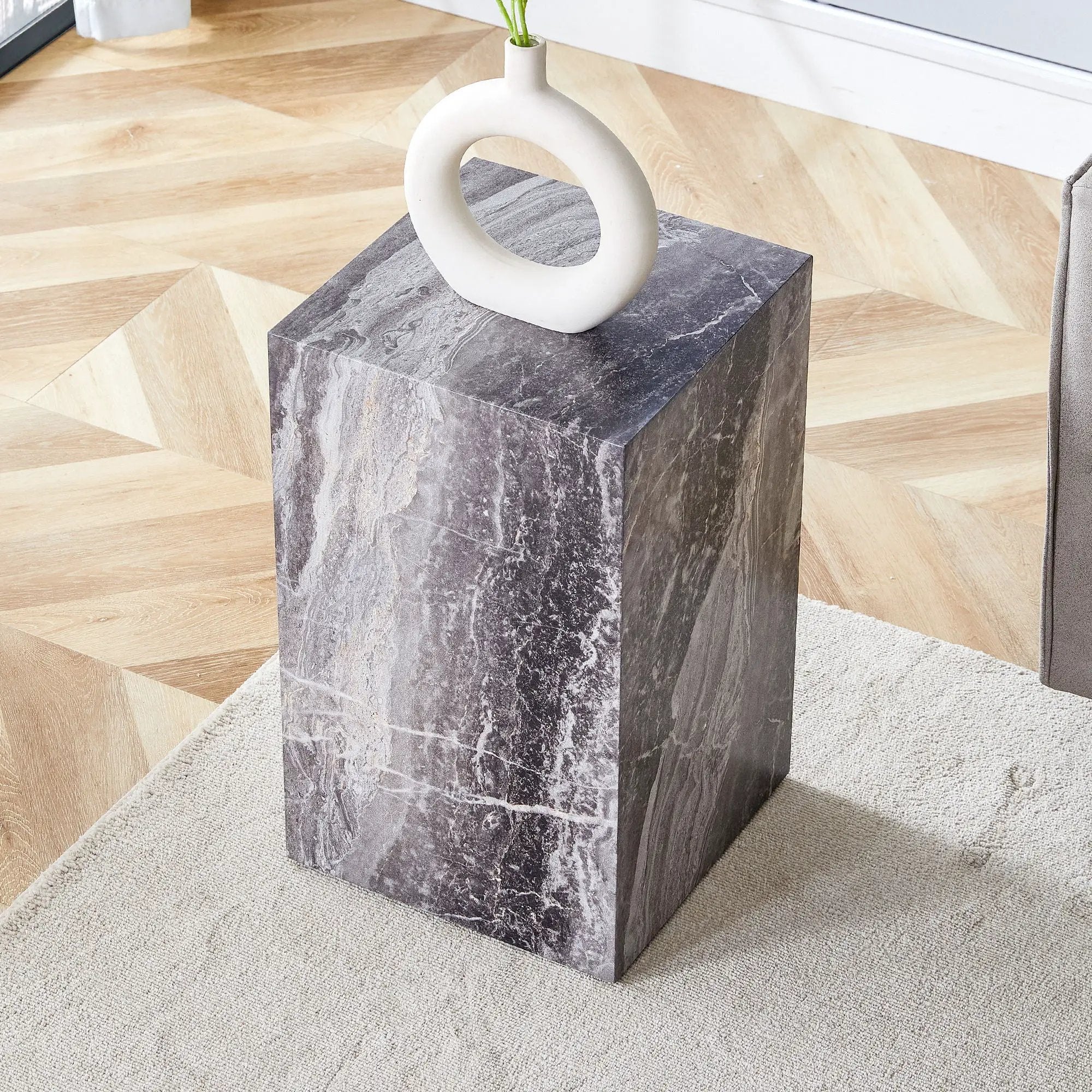 Modern Coffee Table With Stylish Design by Unique Piece Furniture
