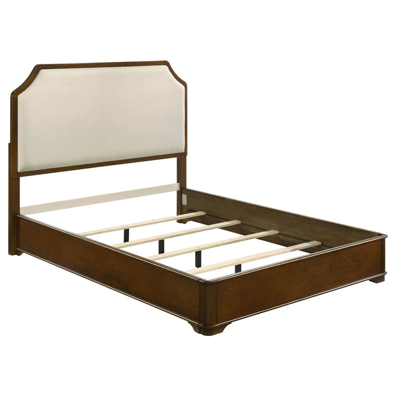Garland 58-inch Queen Panel Bed Cream and Brown Cherry by Unique Piece Furniture