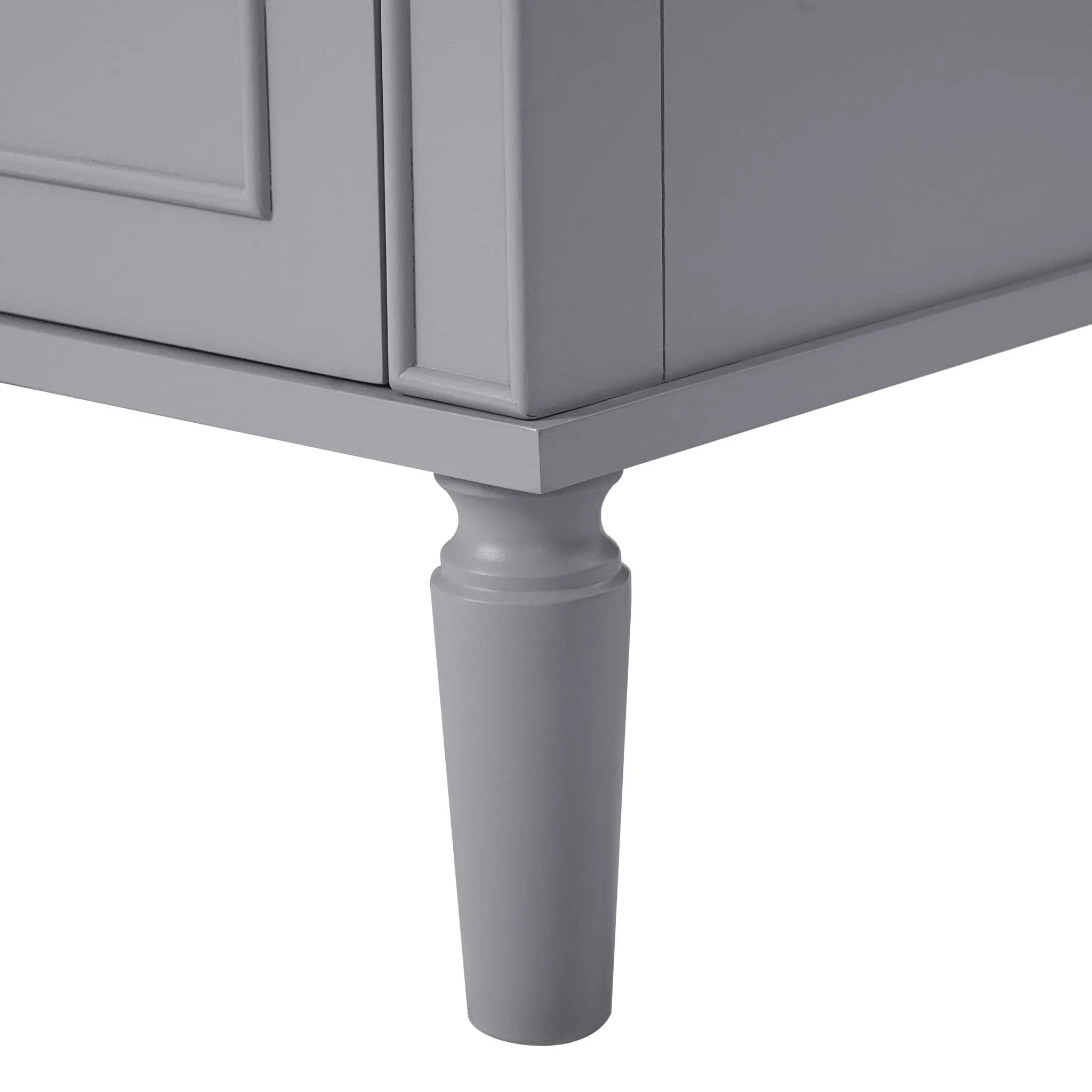 Traditional Bathroom Vanity Set With Soft Close Doors