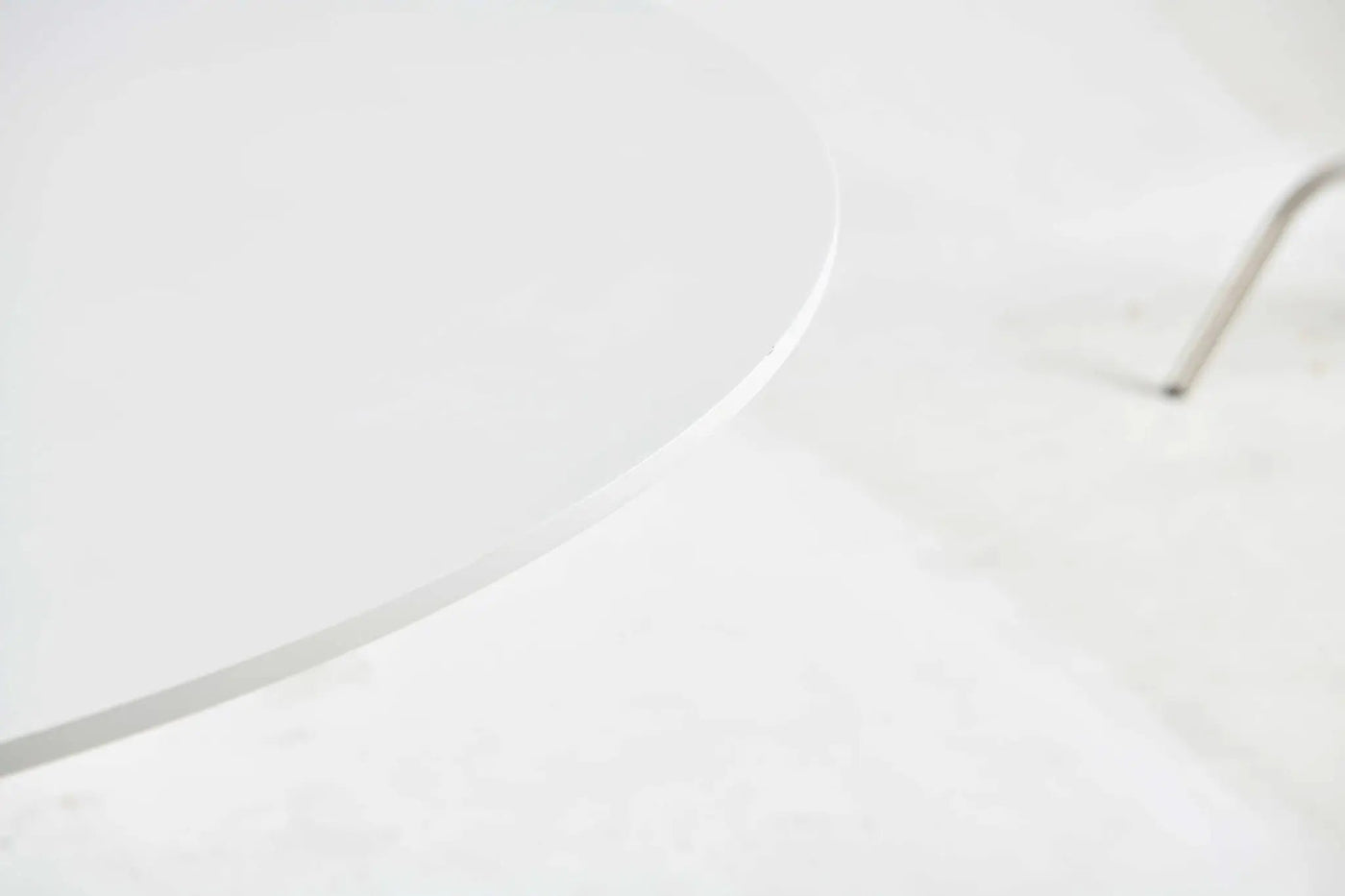 Table Mid-Century Dining Table For 4 - 6 People With Round Table Top, Pedestal Dining Table, End Table Leisure Coffee Table, Cross Leg by HouseOfZazla