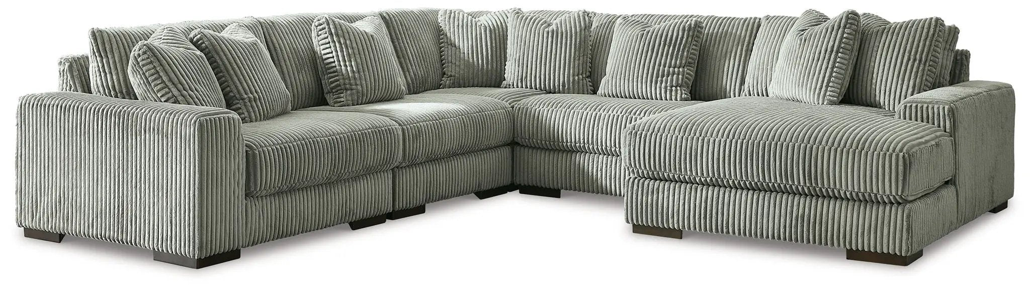 Lindyn - Sectional by Unique Piece Furniture