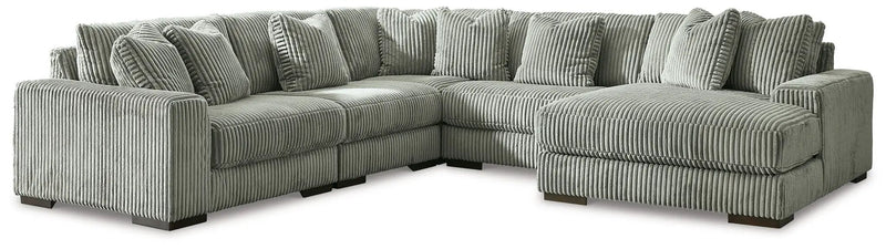Lindyn - Sectional by Unique Piece Furniture