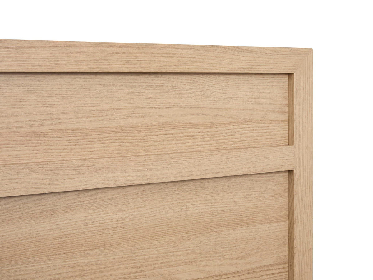 Merrifield - Panel Storage Bed, photo 8 of 18