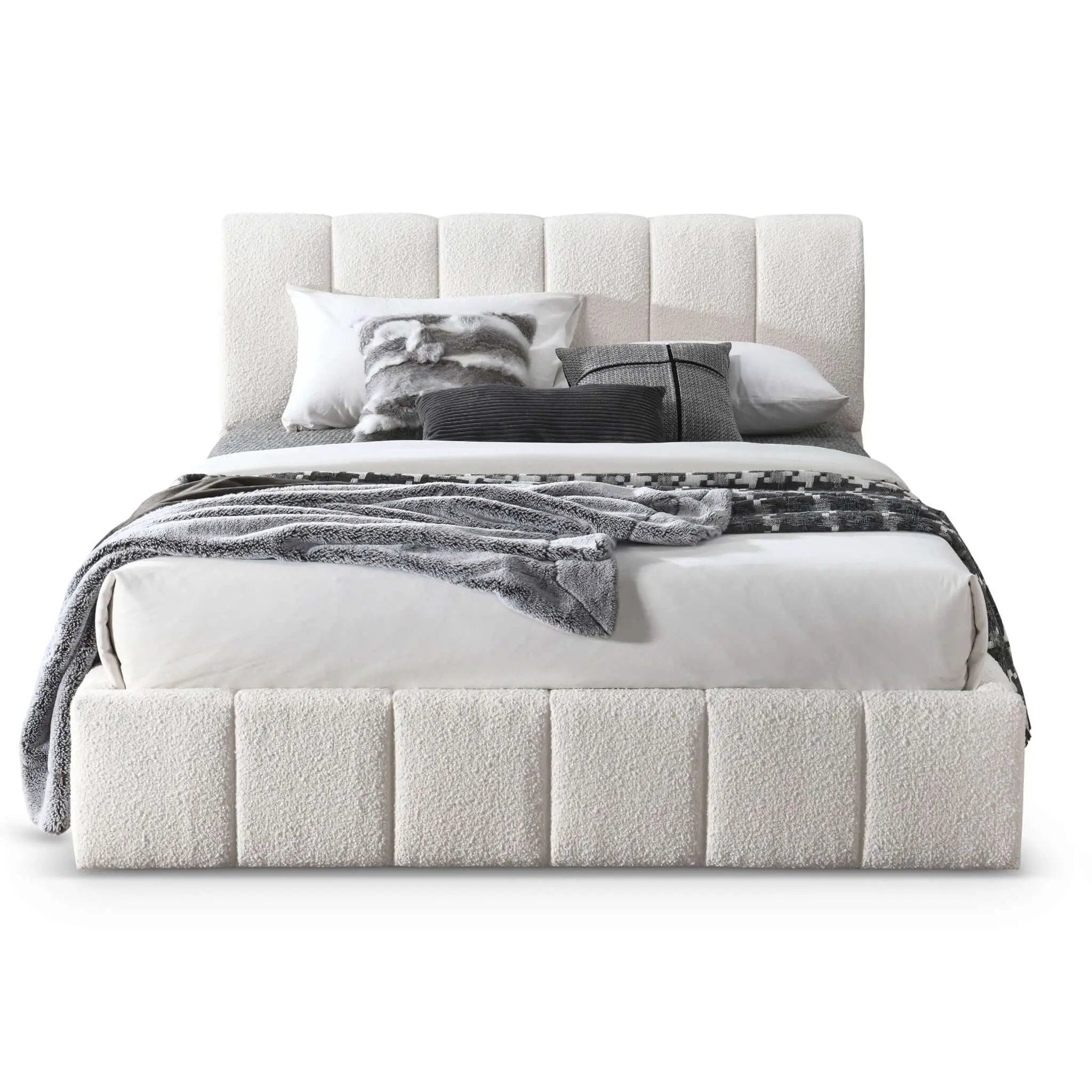 Hilar - Elegant Design Platform Bed by HouseOfZazla