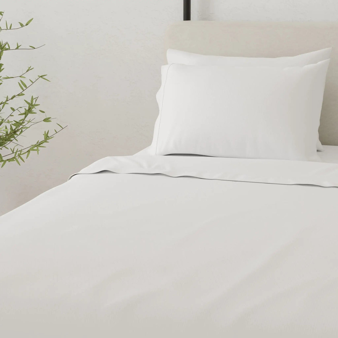 Brushed Hypoallergenic Sheet Set by HouseOfZazla