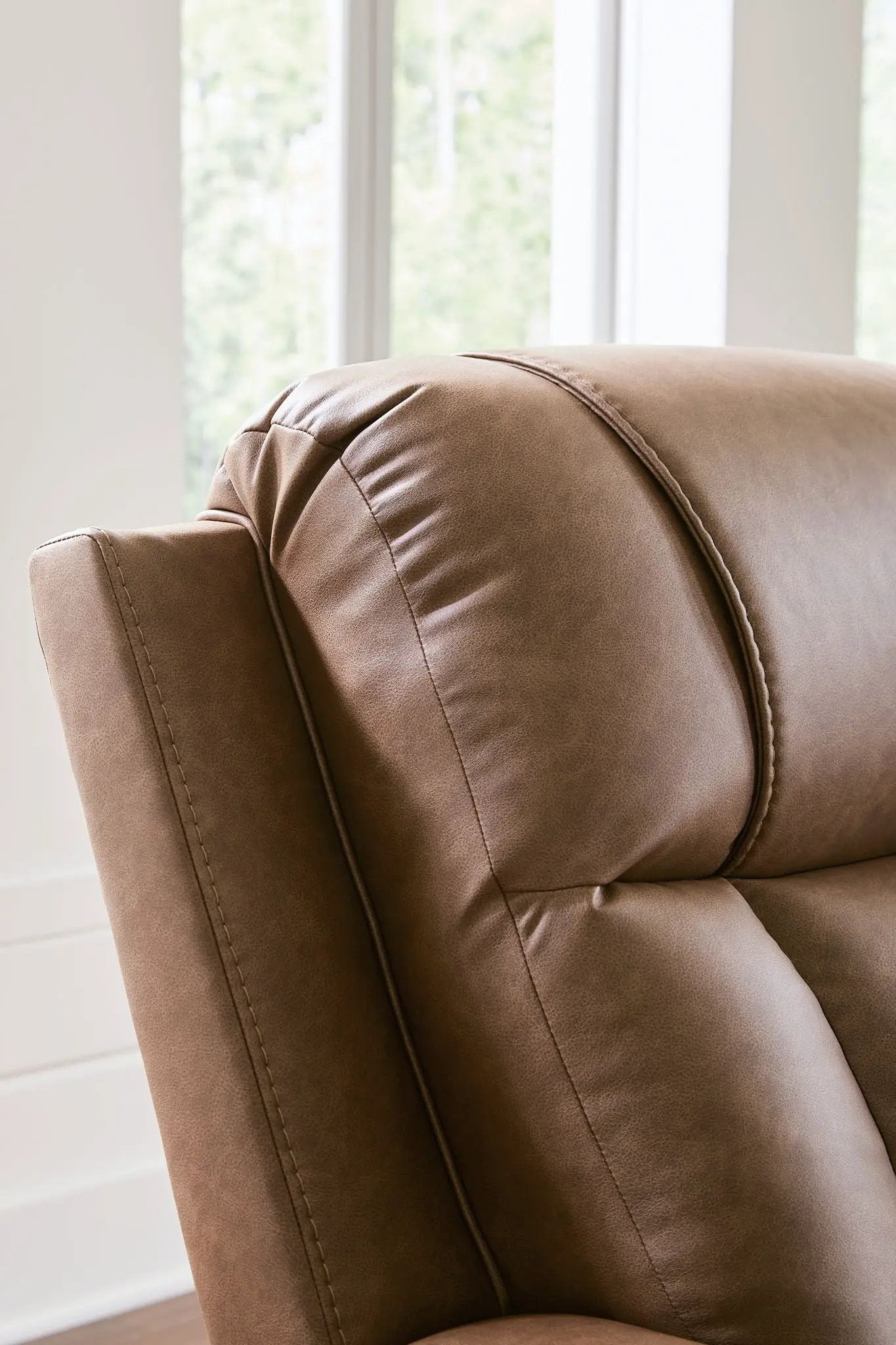 Mackmenville - Zero Wall Recliner by Unique Piece Furniture