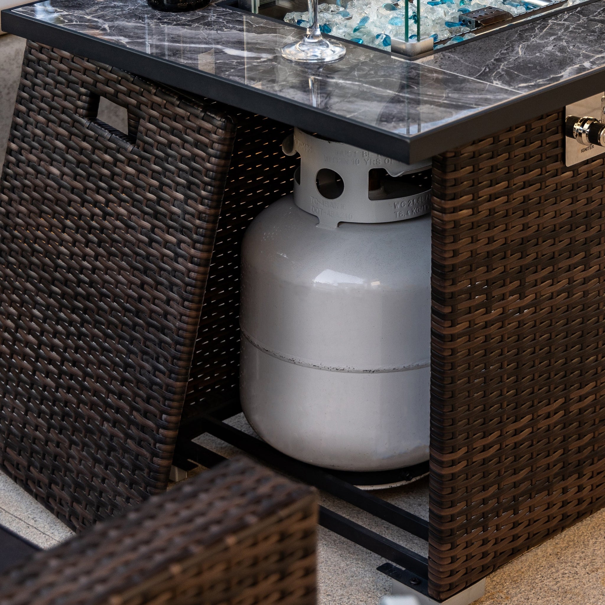 44' Propane Gas Fire Pit Table with Tile Top and Wicker Base by HouseOfZazla