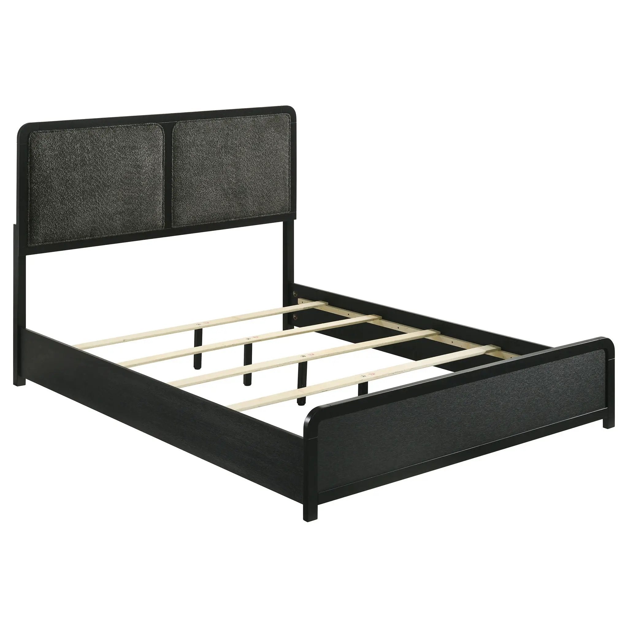 Cavelle 5-piece Queen Bedroom Set Black by Unique Piece Furniture