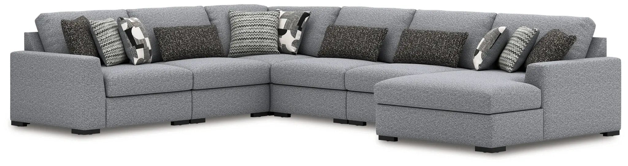Bealton - Sectional by Unique Piece Furniture